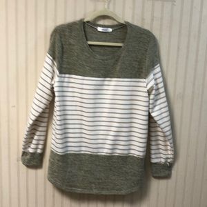 Women’s Long Sleeve Shirt